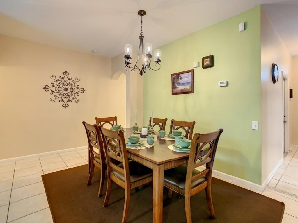 Villa Beautiful Windsor Palms 4 Bed South Facing Pool *