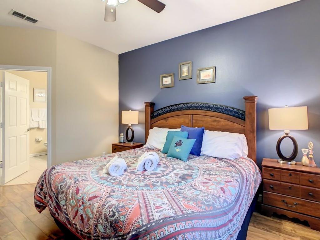 Beautiful Windsor Palms 4 Bed South Facing Pool